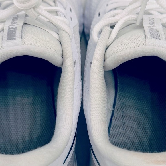 Nike Women's Revolution Running Shoe - Picture 8 of 13